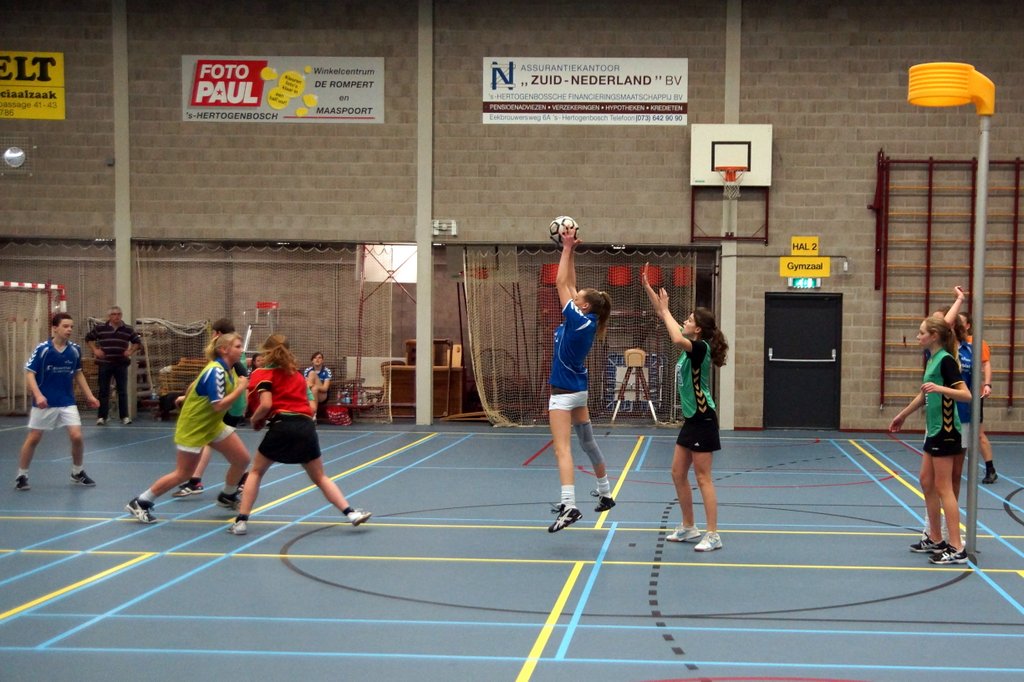 Korfbal B3  9 maart -017.JPG
